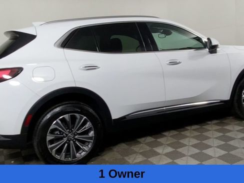 Certified 2025 Buick Envision Preferred image 11