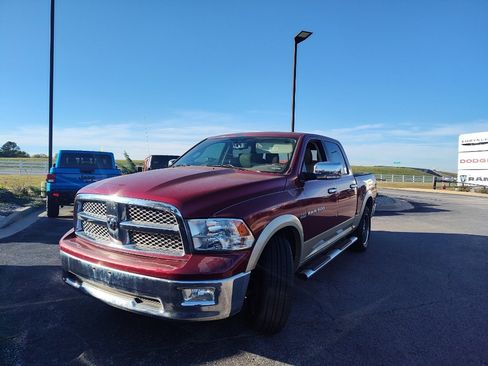 Used 2011 RAM 1500 Laramie image 3