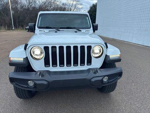 Used 2023 Jeep Wrangler Unlimited Sahara image 2