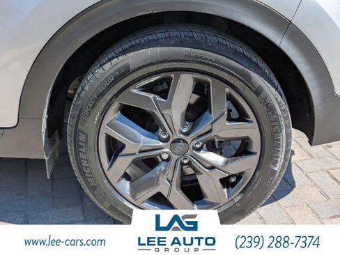 Used 2022 Kia Sportage Nightfall Edition image 9