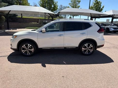 Used 2018 Nissan Rogue SL w/ Premium Package AWD/4WD image 5