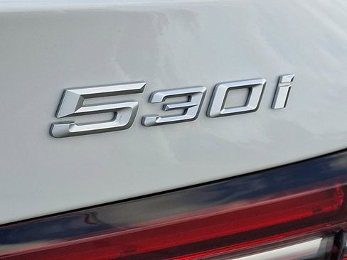 Certified 2025 BMW 530i xDrive w/ Premium Package image 32