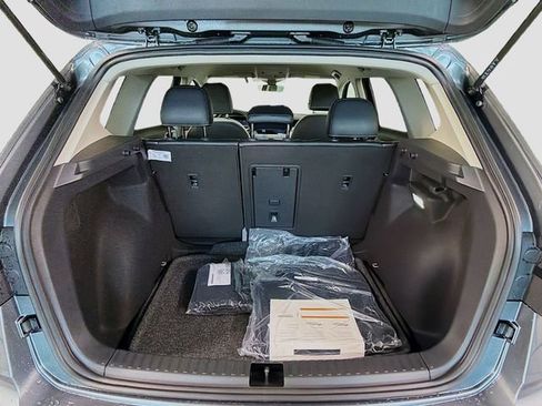 New 2026 Volkswagen Taos SE FWD image 25