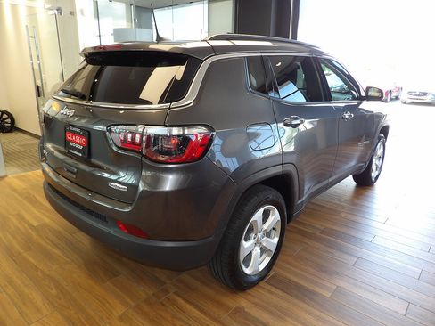 Used 2021 Jeep Compass Latitude AWD/4WD image 6
