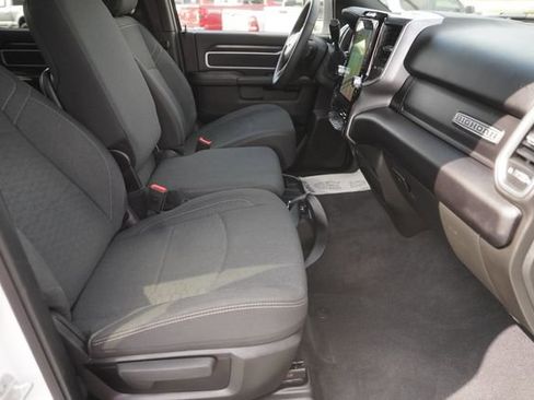 Used 2025 RAM 2500 Big Horn AWD/4WD image 18