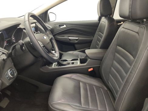 Used 2017 Ford Escape Titanium FWD image 17