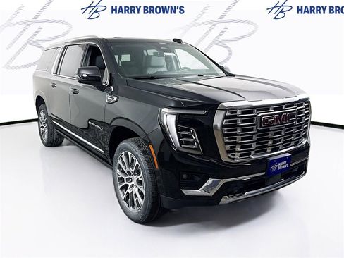 New 2026 GMC Yukon XL Denali w/ Denali Reserve Package image 31