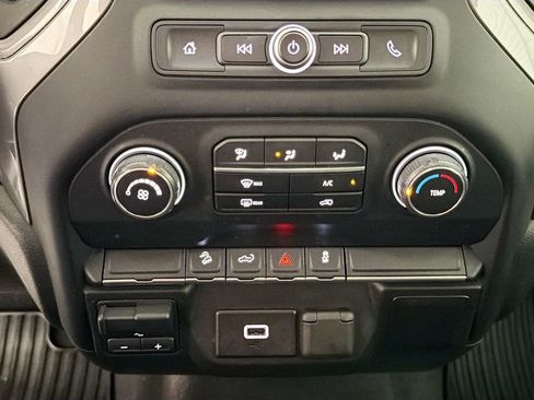 Used 2019 Chevrolet Silverado 1500 Custom Trail Boss w/ Custom Convenience Package image 16