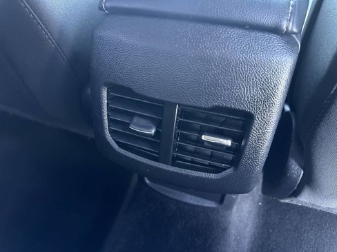 Used 2020 Ford Fusion SE image 37