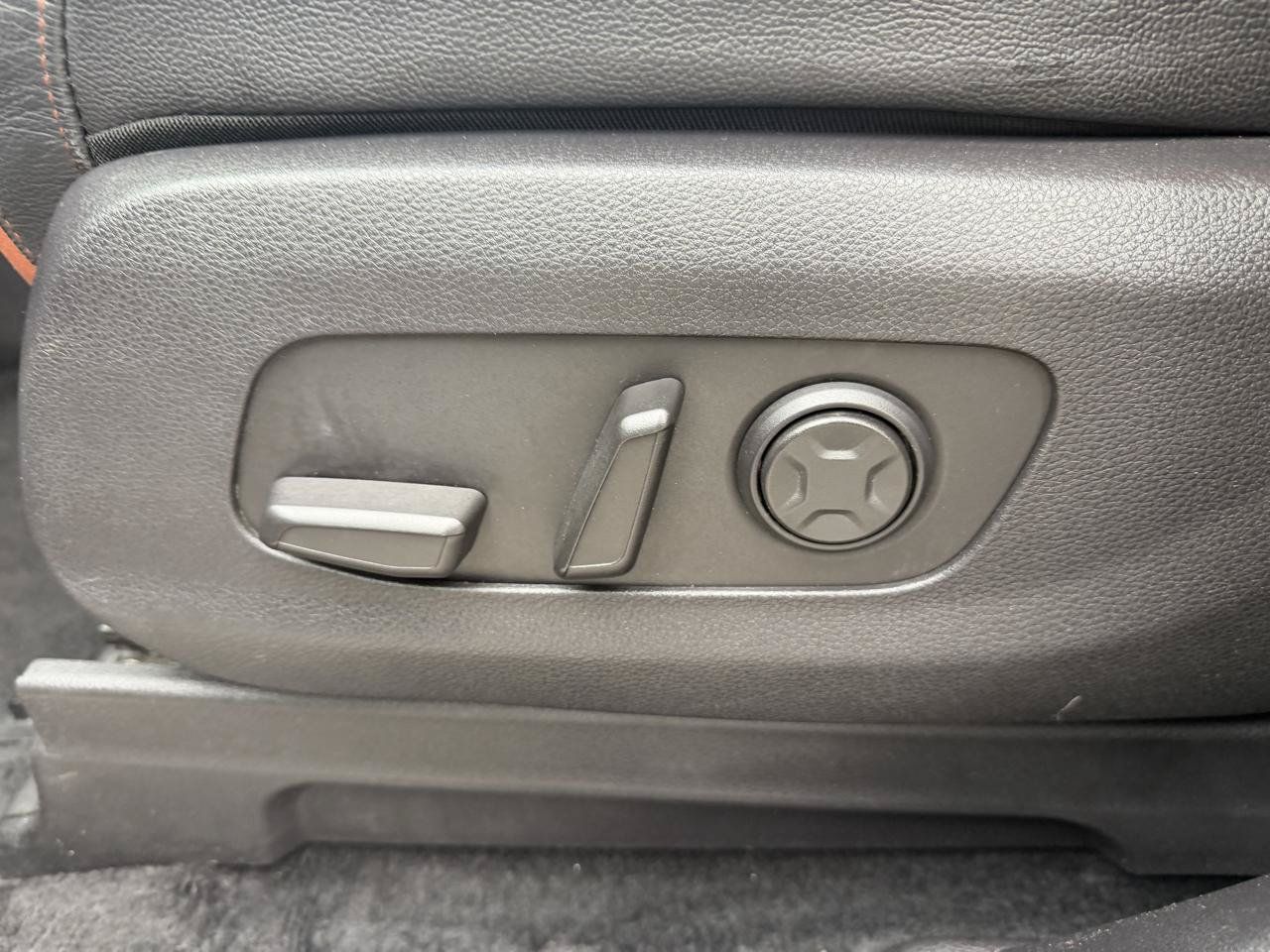 Used 2022 Kia Carnival SX Prestige FWD image 22