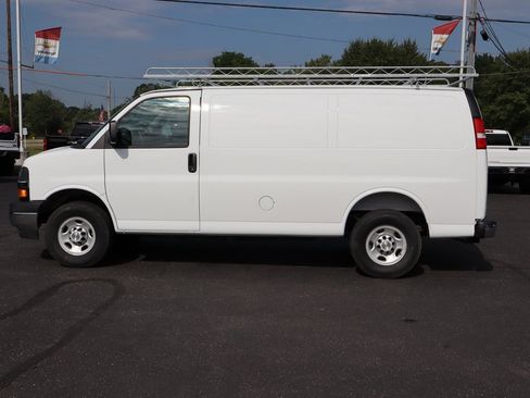 New 2025 Chevrolet Express 2500 w/ Driver Convenience Package image 32