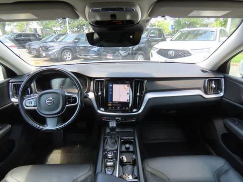 Used 2020 Volvo V60 T5 Cross Country w/ Protection Package Premier AWD/4WD image 17