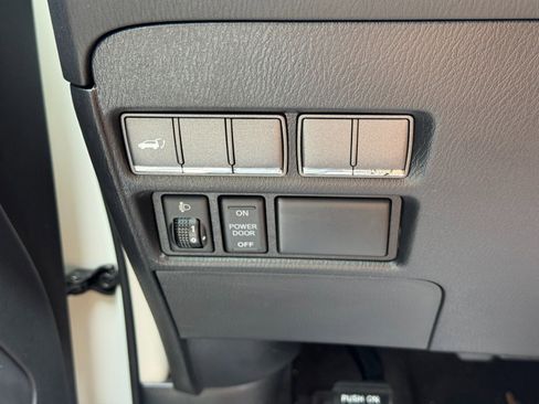 Used 2014 INFINITI QX80 4WD w/ Theater Package image 18