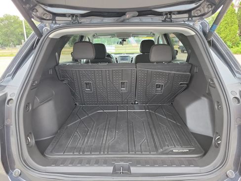 Used 2023 Chevrolet Equinox LT AWD/4WD image 7
