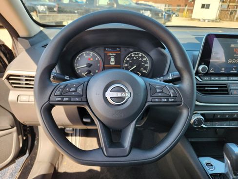 New 2025 Nissan Altima 2.5 S image 11