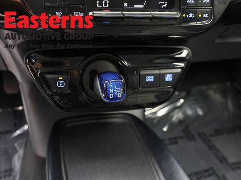 Used 2022 Toyota Prius LE FWD image 12