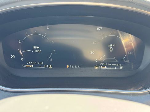 Used 2019 Lincoln Nautilus Reserve w/ Driver Assistance Package FWD image 28