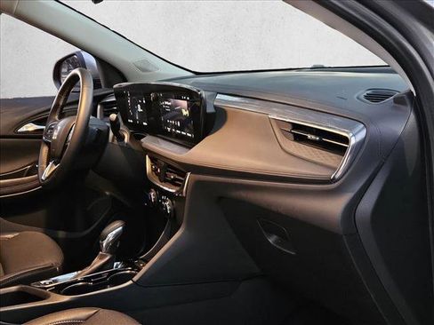 Used 2025 Buick Encore GX Preferred image 23