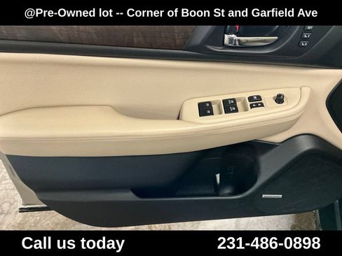 Used 2017 Subaru Outback 2.5i Limited AWD/4WD image 15