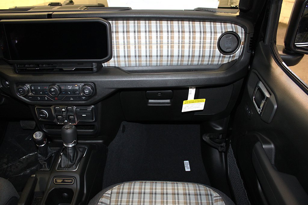 New 2026 Jeep Wrangler Unlimited Sport AWD/4WD image 29