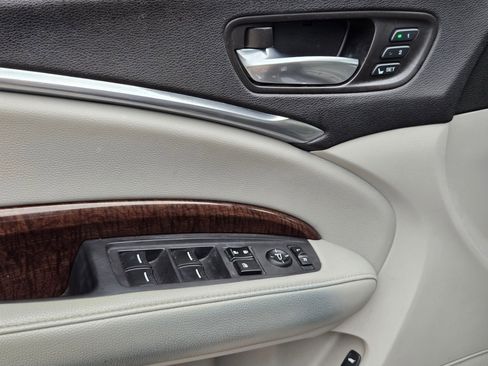 Used 2017 Acura MDX FWD image 11