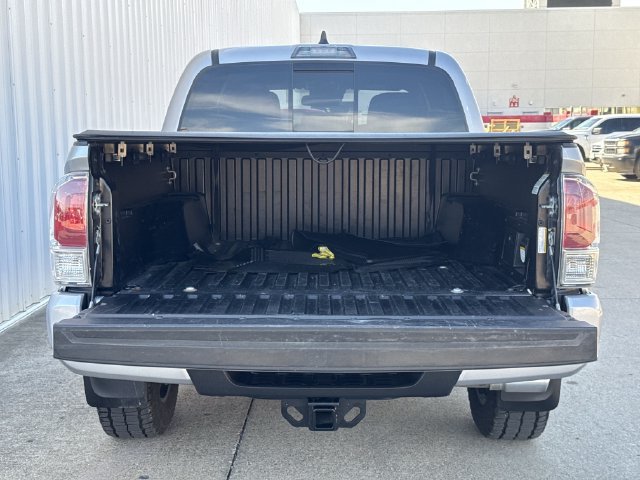 Used 2021 Toyota Tacoma TRD Sport AWD/4WD image 32