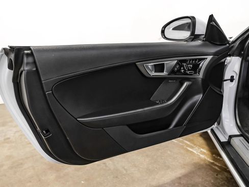 Used 2016 Jaguar F-TYPE S image 33