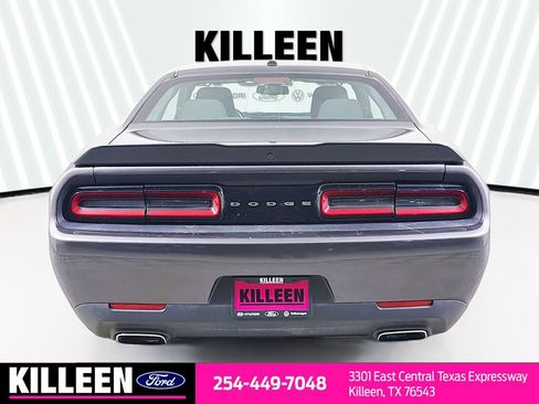 Used 2023 Dodge Challenger SXT RWD image 8