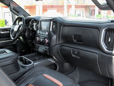 Used 2020 GMC Sierra 2500 AT4 w/ AT4 Premium Package image 42