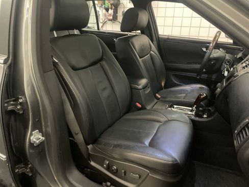 Used 2007 Cadillac DTS Performance image 21