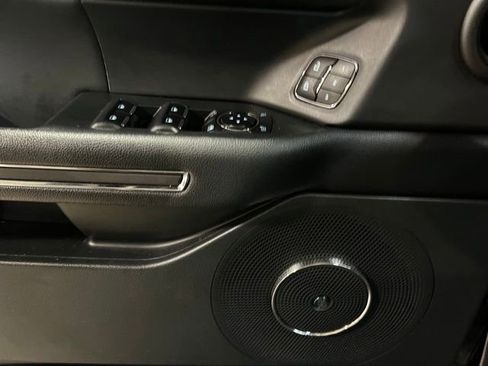 Used 2022 Ford Expedition Max Limited image 14