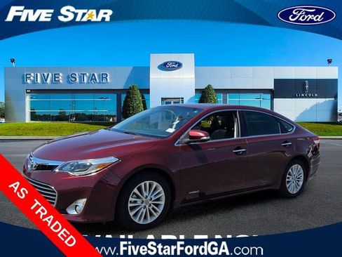Used 2015 Toyota Avalon Limited FWD image 3
