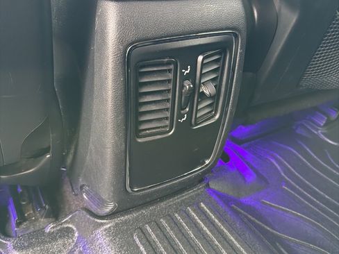 Used 2017 Dodge Durango SXT w/ Quick Order Package 23B image 26