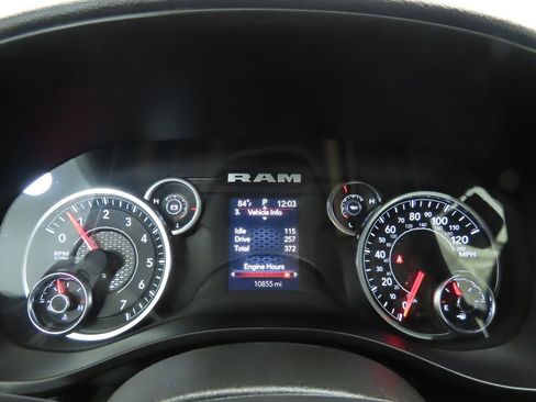 Used 2025 RAM 1500 Big Horn image 32