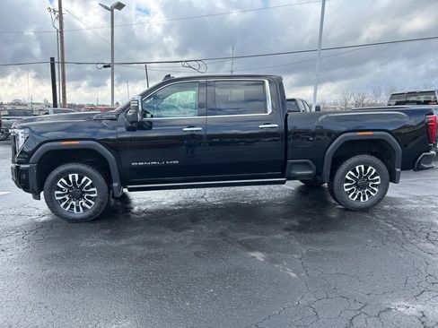 Used 2024 GMC Sierra 2500 Denali Ultimate w/ LPO, GMC Protection Package image 8