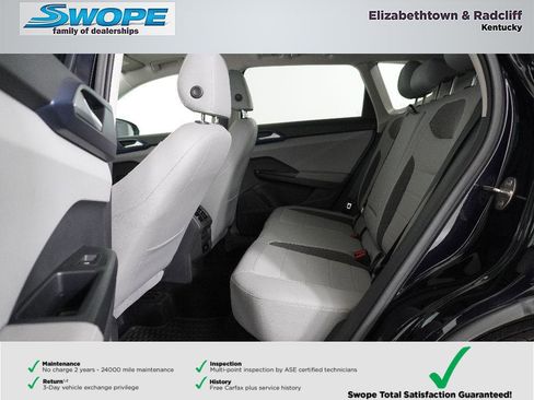 Used 2024 Volkswagen Taos SE image 12