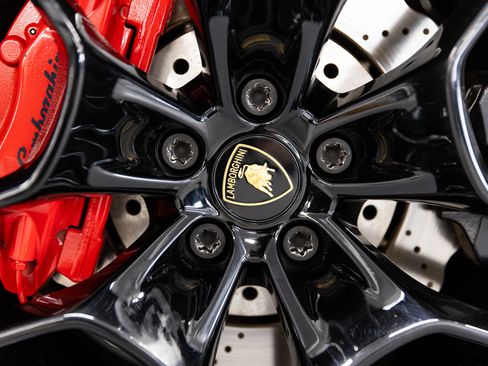 Used 2018 Lamborghini Huracan LP 580-2 image 26