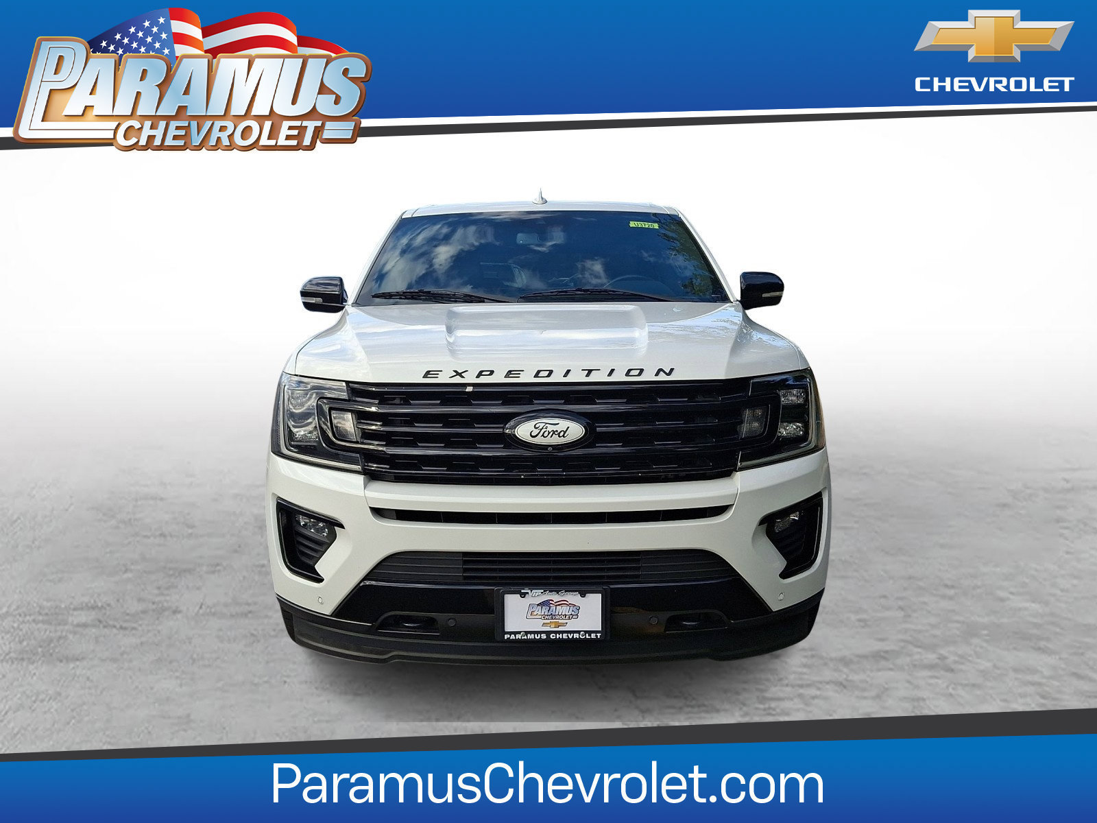 Used 2021 Ford Expedition Limited AWD/4WD image 2