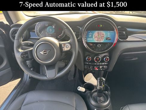 Used 2024 MINI Cooper 2-Door Hardtop image 16