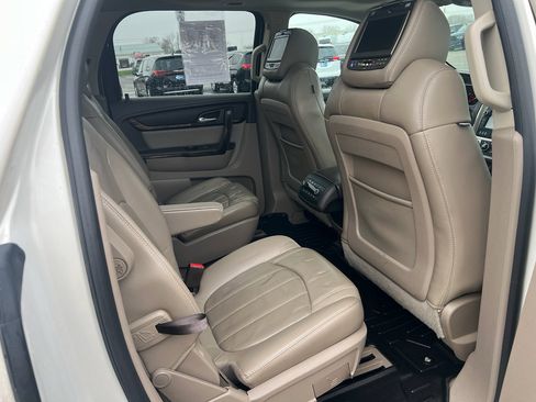 Used 2015 GMC Acadia Denali image 19