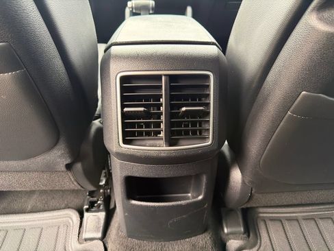 Used 2025 Kia Sportage EX FWD image 26