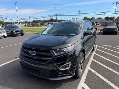 Used 2016 Ford Edge Sport w/ Equipment Group 401A AWD/4WD image 2