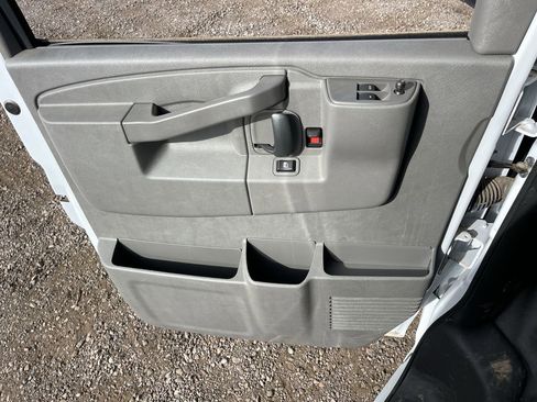 New 2025 GMC Savana 2500 Extended w/ Driver Convenience Package image 23