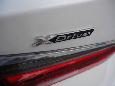 Used 2022 BMW 430i xDrive Coupe w/ M Sport Package image 9