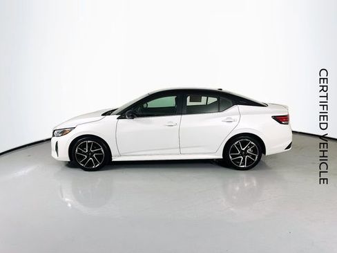 Certified 2024 Nissan Sentra SR FWD image 6