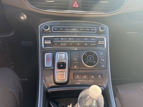 Certified 2023 Hyundai Santa Fe Limited image 5