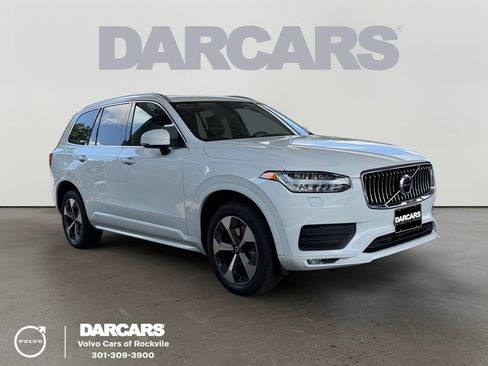 Used 2022 Volvo XC90 T6 Momentum w/ Climate Package AWD/4WD image 1