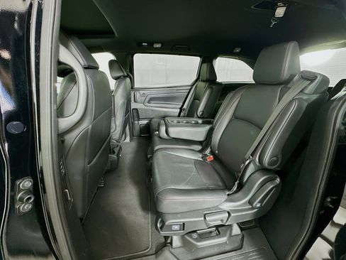 Used 2025 Honda Odyssey Sport-L image 28