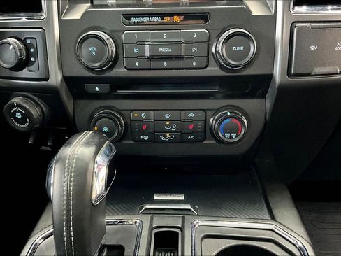 Used 2018 Ford F150 XLT w/ Equipment Group 302A Luxury image 16