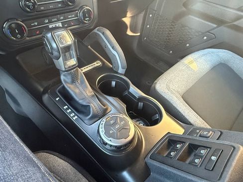 Used 2022 Ford Bronco Big Bend image 28